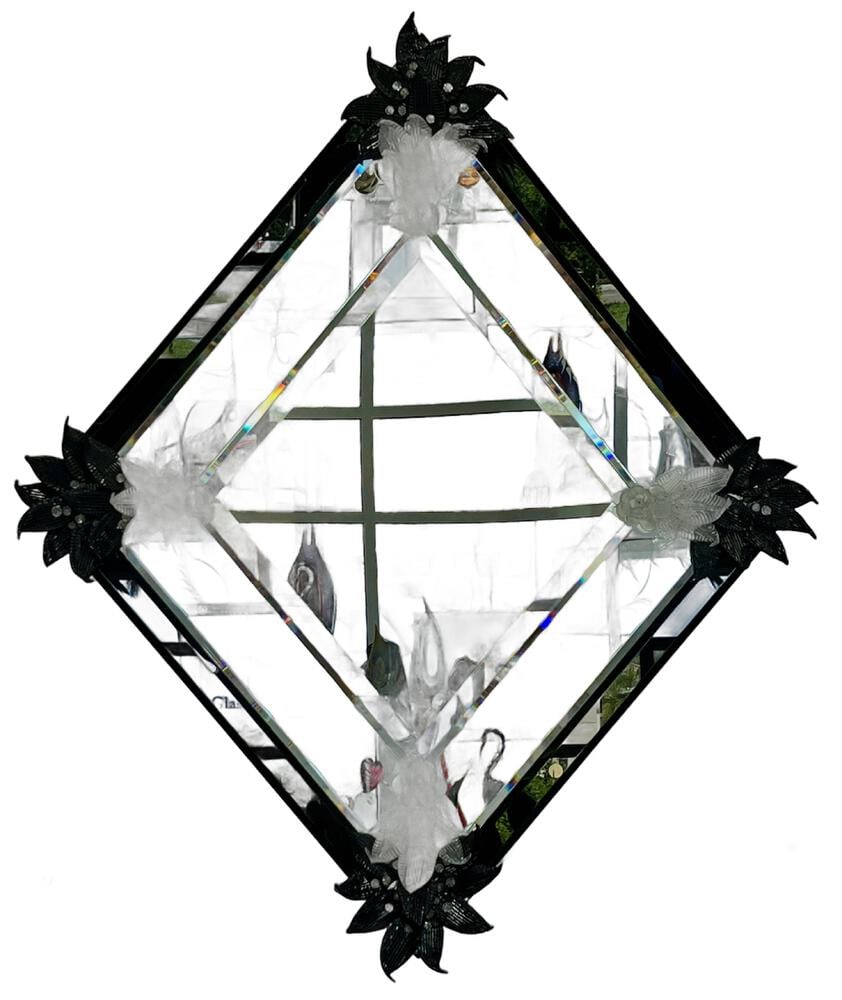Classic Black Venetian Mirror by Barbini: Stunning Handmade Murano Venetian Mirror - Custom Made in Italy!Unique, Exquisite, and Authentic Italian Glasswork.Are you looking for a touch of luxury and elegance to enhance your home decor? Look