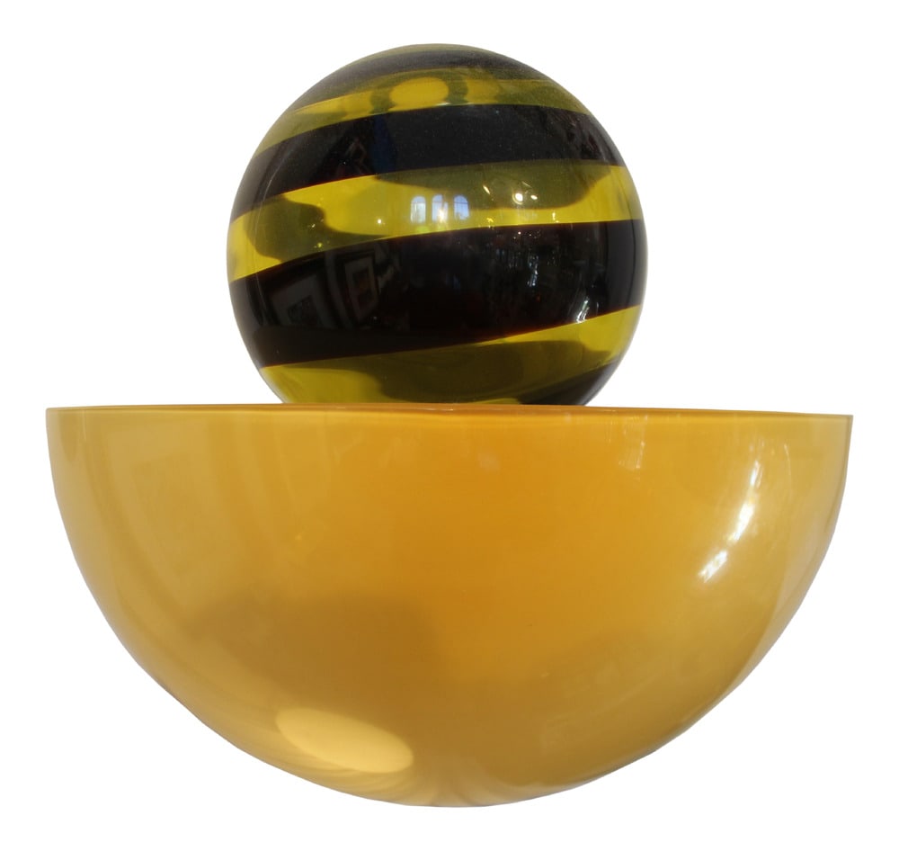 Venini Abaco Wall Sconce from Murano: This strikingly beautiful wall sconce called "Abaco" was hand made by the Glass Masters of Venini, in Murano, Italy. Current list price for this piece is over $2,000. Never used and in like new condit