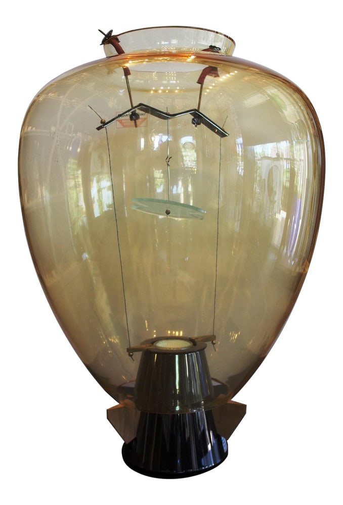 Veronese Table Lamp by Barovier: This beautiful "Veronese" table lamp was created by the world's most famous Murano Glass Light Maker Barovier-Toso. A very unusual and collectible piece of history. Compare at over $4,000. in other sh