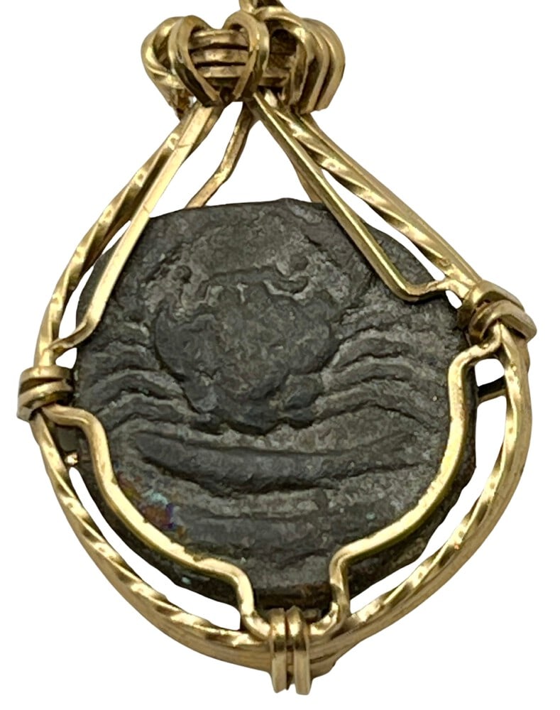 Ancient Crab Coin from Sicialy as Pendant: Acquire a piece of ancient history with this genuine bronze coin, featuring a Crab and an Eagle, masterfully converted into an exquisite pendant necklace. A very rare and significant piece of history!