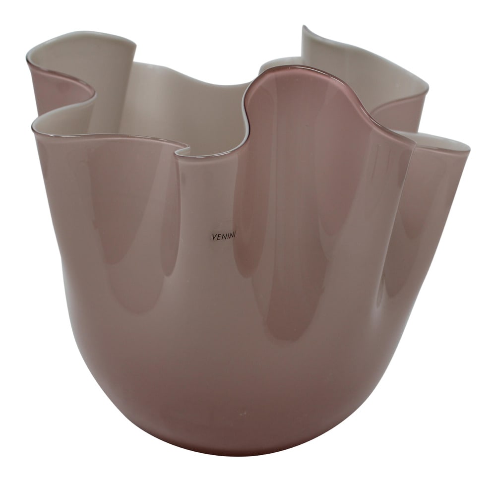 Venini Fazzoletto Murano Glass Handkerchief Vase: Very well known and highly desirable "Handkerchief" Fazzoletto style vase by the renowned Furnaces of Venini, Murano. Signed and dated. Current Book Value is around $900.