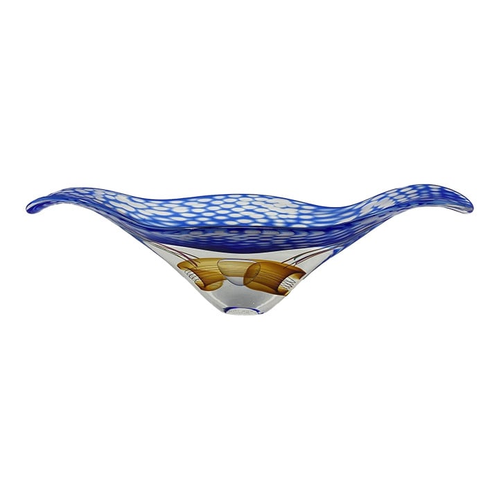 Murano Glass Centerpiece with Etched Finish: Spectacular Murano Glass Centerpiece created by one of Murano's top Glas Masters, Valter Rossi. Beautiful colors, attractive shape, and the finish includes etched areas to make it extra special. A gre