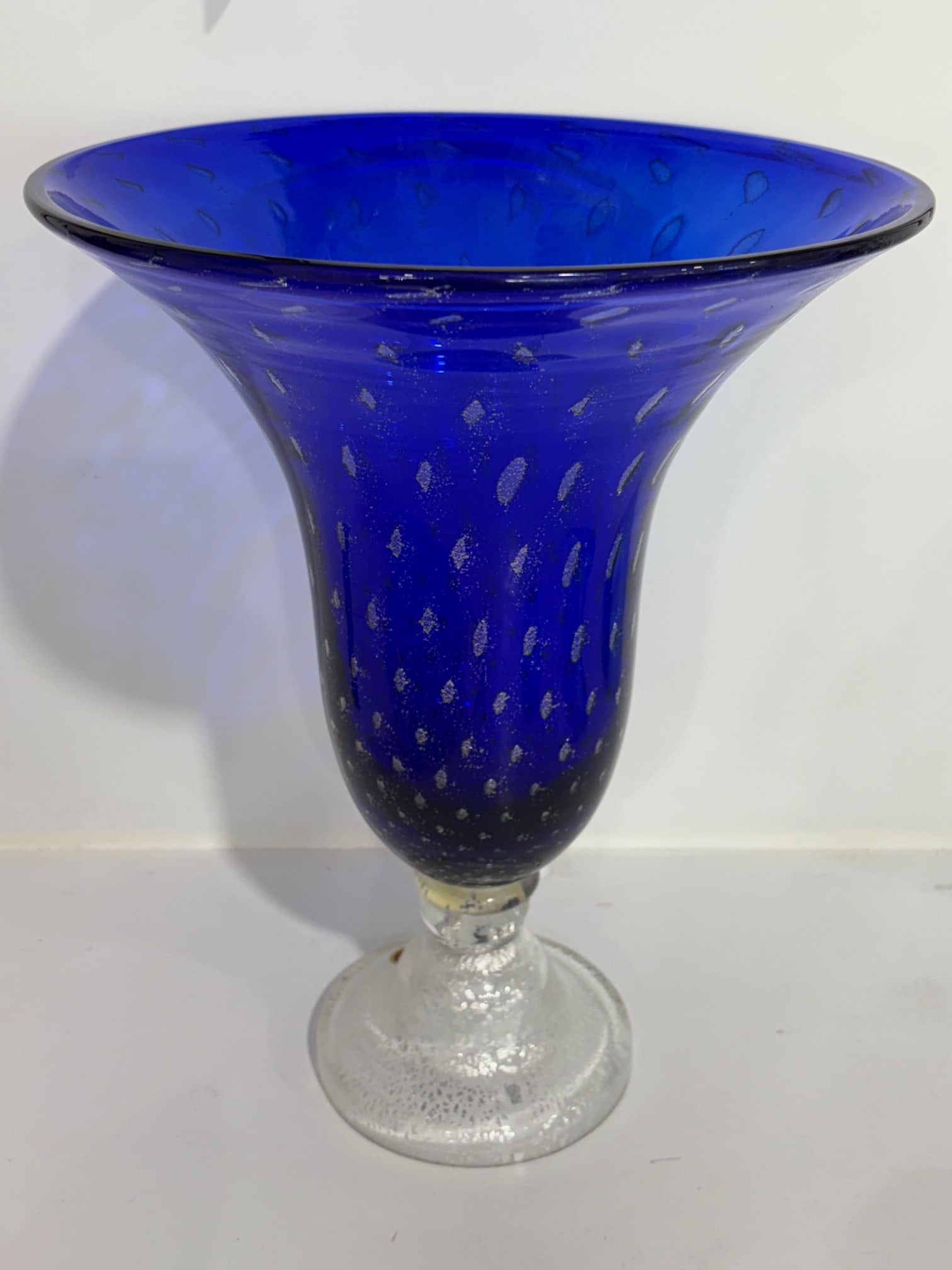 Vintage Blue Bullicante Murano Glass Vase: Lovely vintage blue Murano Glass vase. Likely 50-60 years old and in perfect condition. Still retains the original label. Measures 13.75" tall.