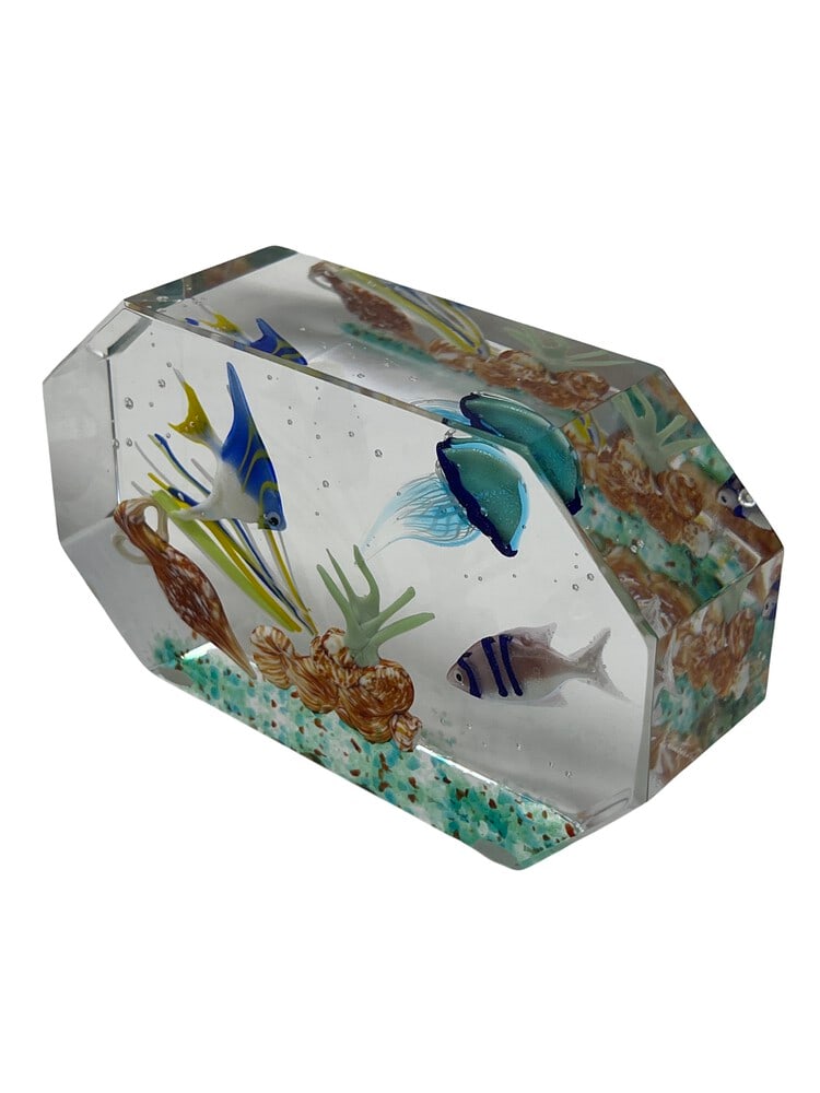 Murano Glass Paperweight Aquarium: Gorgeous Murano Glass Paperweight Aquarium by Glass Master Diego Costantini of Murano. Diego is considered the best maker of Aquariums in the world! Add a touch of elegance to your home decor with thi