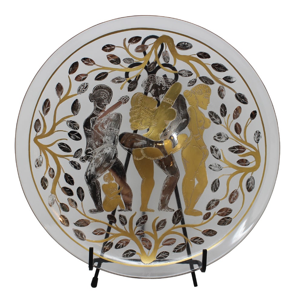 Erotica Charger From Murano: Very rare charger by noted Murano artist Begotti, featuring erotica etched into the glass using silver and gold. A wonderful piece for any collector!