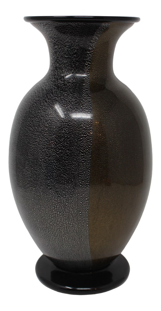 Gambaro of Murano Vase: The furnaces of Gambaro and Tagliapietra created this lovely hand-blown vase in their Murano furnaces. The design and color are incredibly beautiful with black overlaid with silver and gold powder. Si