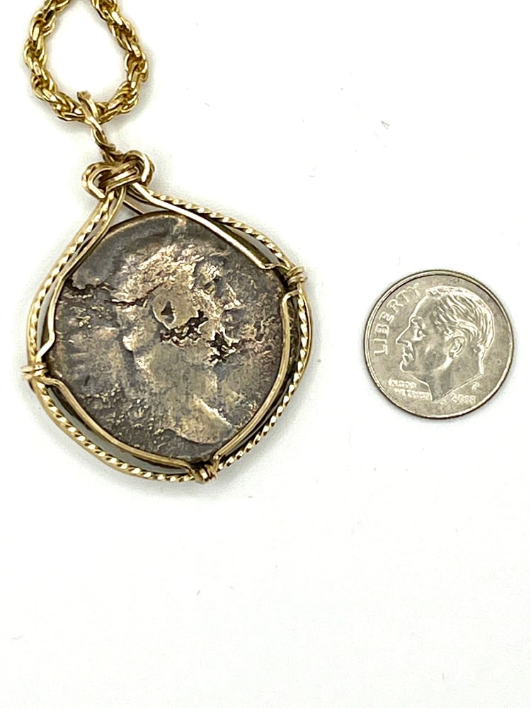 Roman Emperor Commodus Coin - 3
