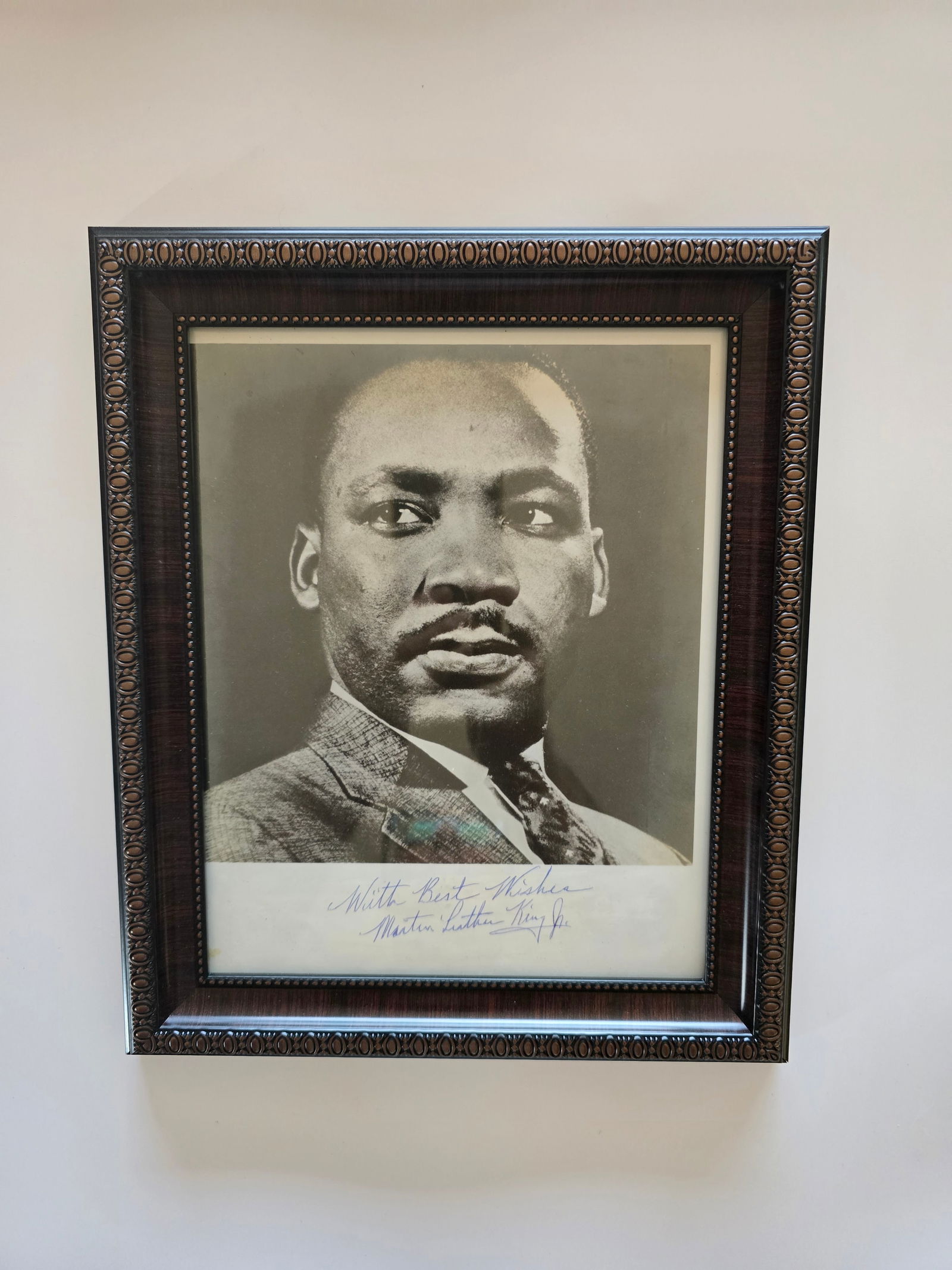 Autographed Martin Luther King Jr. Photograph Framed W/LOA (1 of 2)