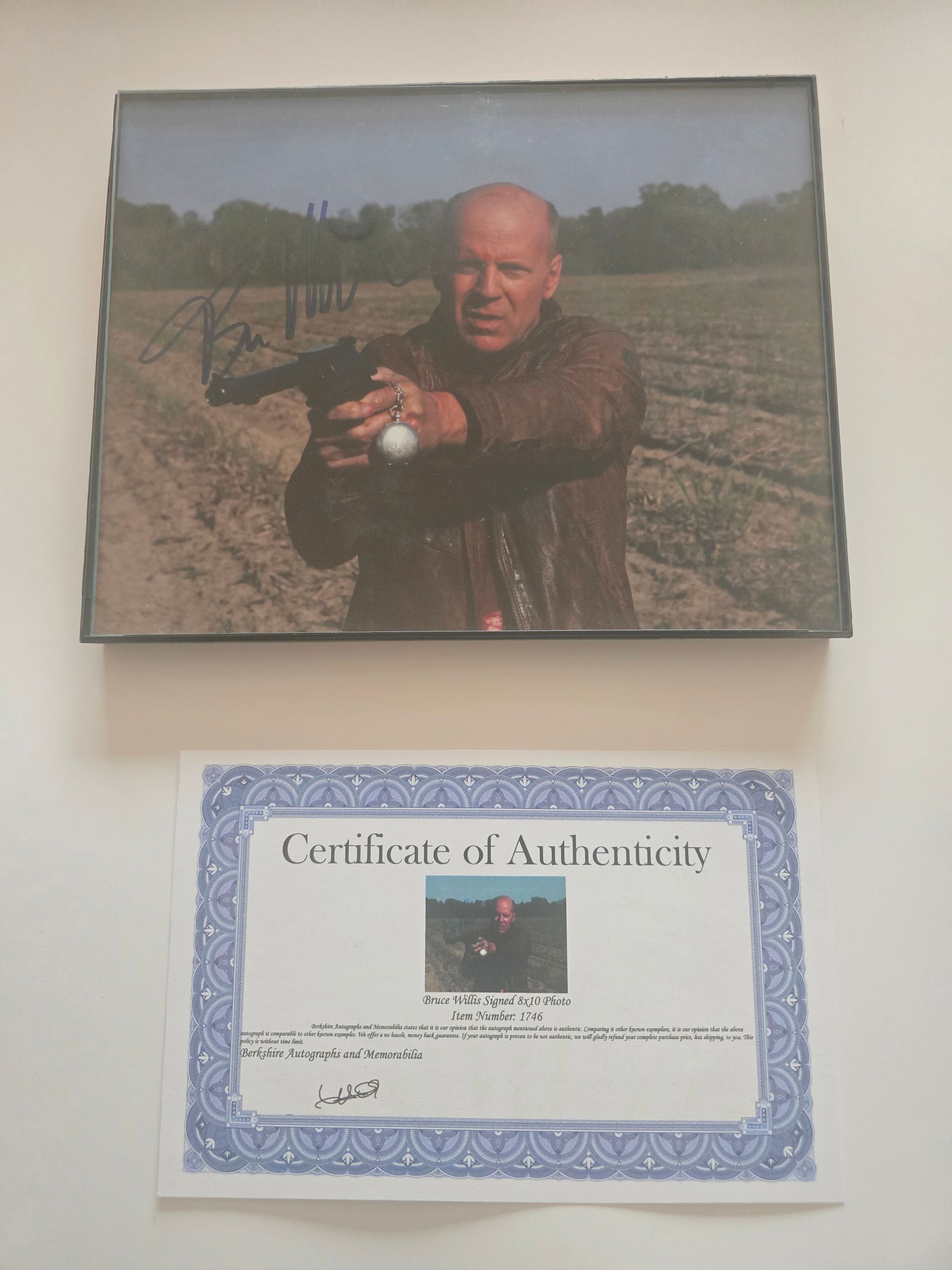 Authentic Autographed photo of Bruce Willis W/ COA (1 of 2)
