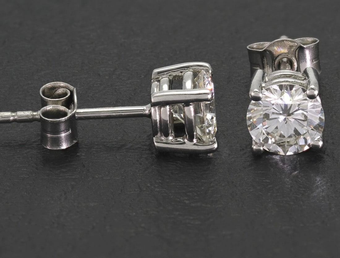 Certified 1.90 Carat Natural Diamond SI1 -H Color 14kt Solid White Gold Earrings: Certified 1.90 Carat Round Cut Natural Diamond SI1 -H Color 14kt Solid White Gold Earrings