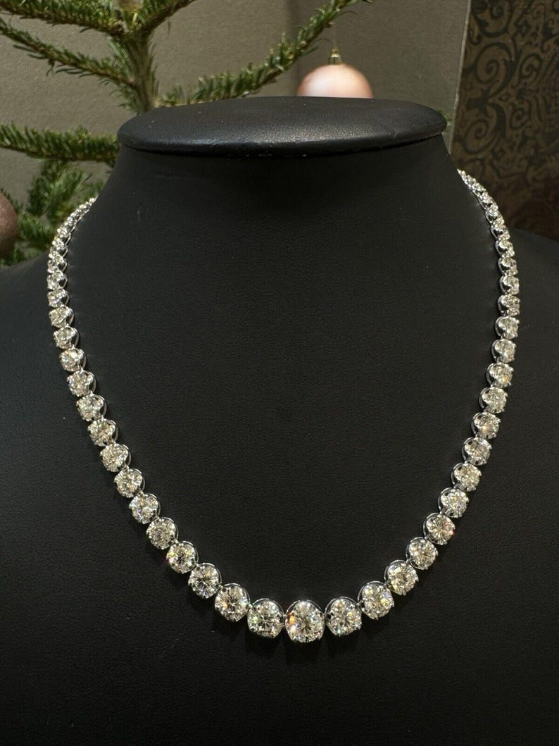Certified - 14Kt Solid White Gold - Lab grown diamond Necklace D Color VVS1 Round Cut - 30 Carat: Certified - 14Kt Solid White Gold - Lab grown diamond Necklace D Color VVS1 Round Cut - 30 Carat