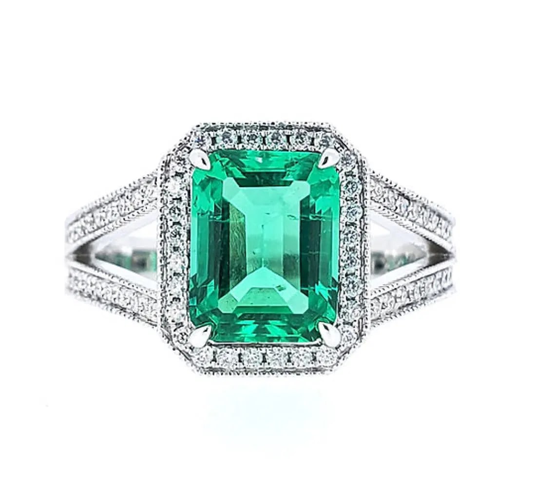 Certified 10 Ct.14kt Solid White Lab Grown Green Emerald Engagement ring: Certified 10 Ct.14kt Solid White Lab Grown Green Emerald Engagement ring Side Stone lab grown Diamonds VS1 E Color 0.60 Ct Ring Size US 7