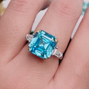 Certified 10 Ct - 14kt Solid White Gold Lab Grown Aquamarine Asscher Cut Engagement ring: Certified 10 Ct - 14kt Solid White Gold Lab Grown Aquamarine Asscher Cut Engagement ring - Side stone Lab Grown Diamonds Fancy Cut VS1 E Color 0.60 Ct - Ring - 7