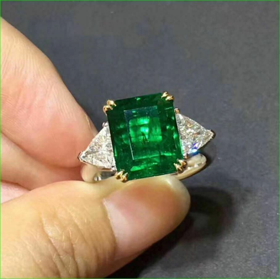 Certified 12 Carat Emerald Cut Lab Grown Green Emerald Engagement Ring 14KT Solid Yellow Gold: Certified 12 Carat Emerald Cut Lab Grown Green Emerald Engagement Ring 14KT Solid Yellow Gold - Ring Size US 6.5 Side stone 0.80 Ct Lab Grown Diamonds Fancy VS1 E Color