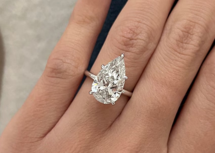 Certified 5 Carat Pear Cut D VVS1 Lab Grown Diamond Engagement Ring 14KT Solid White Gold: Certified 5 Carat Pear Cut D VVS1 Lab Grown Diamond Engagement Ring 14KT Solid White Gold - Ring Size US 7.5