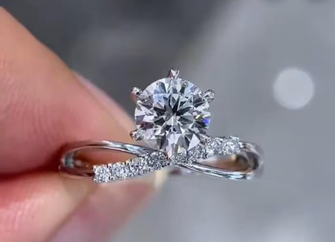 Certified 1 Carat Round Cut D VVS1 Lab Grown Diamond Engagement Ring 14KT Solid White Gold (1 of 3)