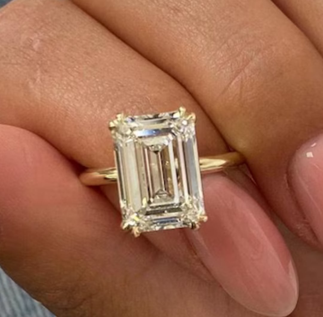 Certified 6.5 Carat Emerald Cut D VVS1 Lab Grown Diamond Engagement Ring 14KT Solid Yellow Gold: Certified 6.5 Carat Emerald Cut D VVS1 Lab Grown Diamond Engagement Ring 14KT Solid Yellow Gold - Ring Size US - 6