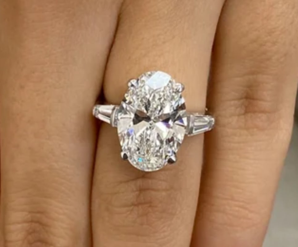 Certified 8.5 Oval Cut Lab Grown Diamond D VVS1 Engagement Ring 14KT Solid White Gold - 2