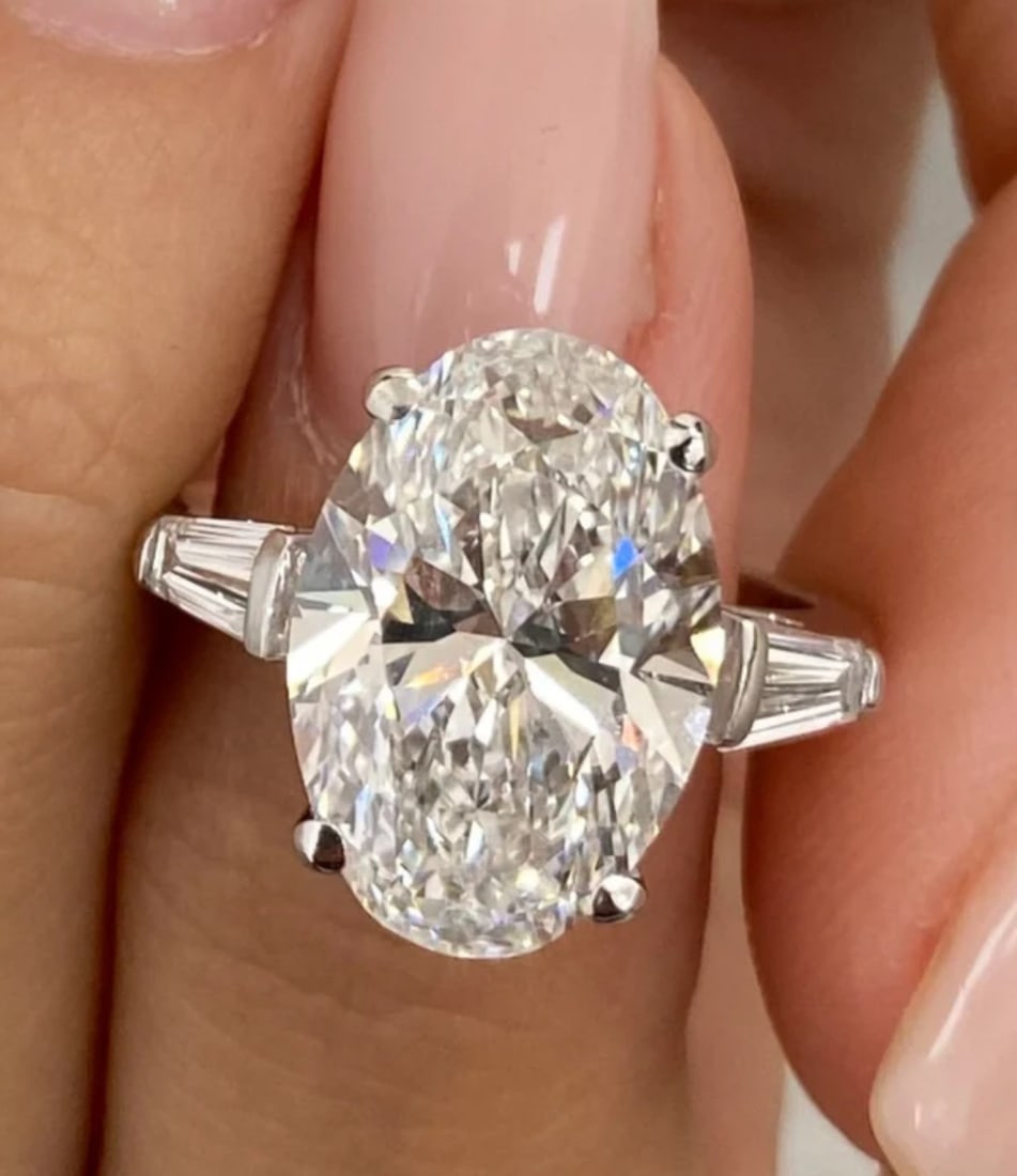 Certified 8.5 Oval Cut Lab Grown Diamond D VVS1 Engagement Ring 14KT Solid White Gold - 3