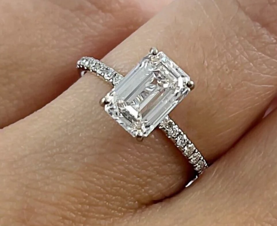 Certified 2 Ct Emerald Cut Lab Grown Diamond D VVS1 Engagement Ring 14KT Solid White Gold (1 of 3)