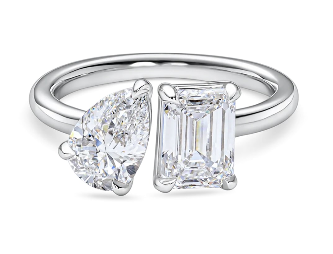 Certified 5 Ct Emerald & Pear Cut Lab Grown Diamond D VVS1 Engagement Ring 14KT Solid White Gold: Certified 5 Ct Emerald & Pear Cut Lab Grown Diamond D VVS1 Engagement Ring 14KT Solid White Gold - Ring Size US 8