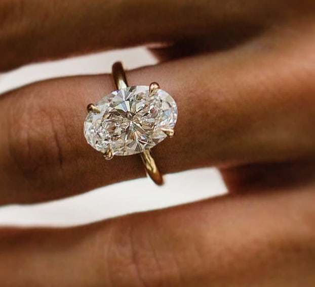 Certified 2 Ct Oval Cut Lab Grown Diamond D VVS1 Engagement Ring 14KT Solid Yellow Gold (1 of 3)