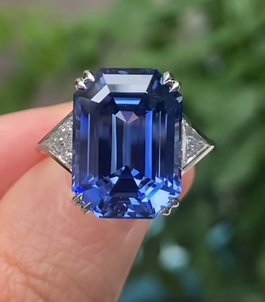 Certified 14 Ct -Emerald Cut Lab Grown Blue Sapphire & Lab Grown Diamond D VVS1 Engagement Ring: Certified 14 Ct -Emerald Cut Lab Grown Blue Sapphire & Lab Grown Diamond D VVS1 Engagement Ring 14KT Solid White Gold - Ring Sze 7 - Side stone 0.90 Ct Lab Grown Diamonds D vs1 - Fancy Cut