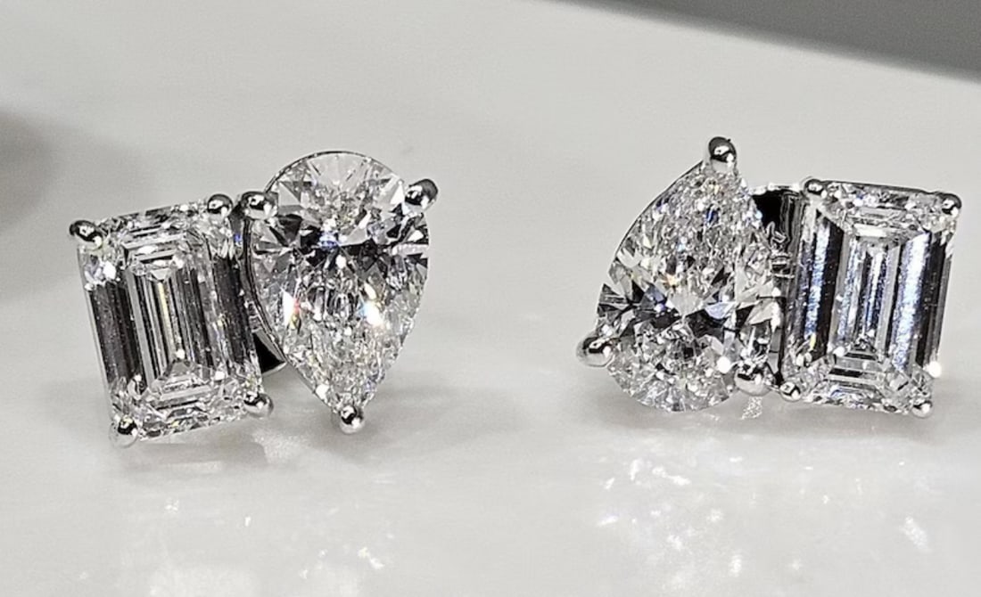 Certified 8 Carat Emerald & Pear Cut E VVS1 Lab Grown Diamond Earring 14KT Solid White Gold: Certified 8 Carat Emerald & Pear Cut E VVS1 Lab Grown Diamond Earring 14KT Solid White Gold
