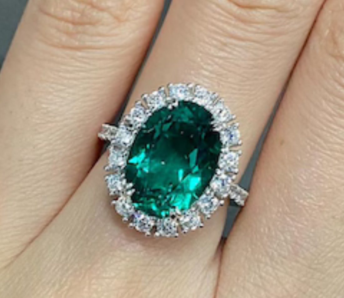 Certified 10 Carat Oval Cut Lab Grown Green Emerald Engagement Ring 14KT Solid White Gold: Certified 10 Carat Oval Cut Lab Grown Green Emerald Engagement Ring 14KT Solid White Gold - 6- Side stone 0.60 Ct Lab Grown Diamonds D vs1 - Round Cut
