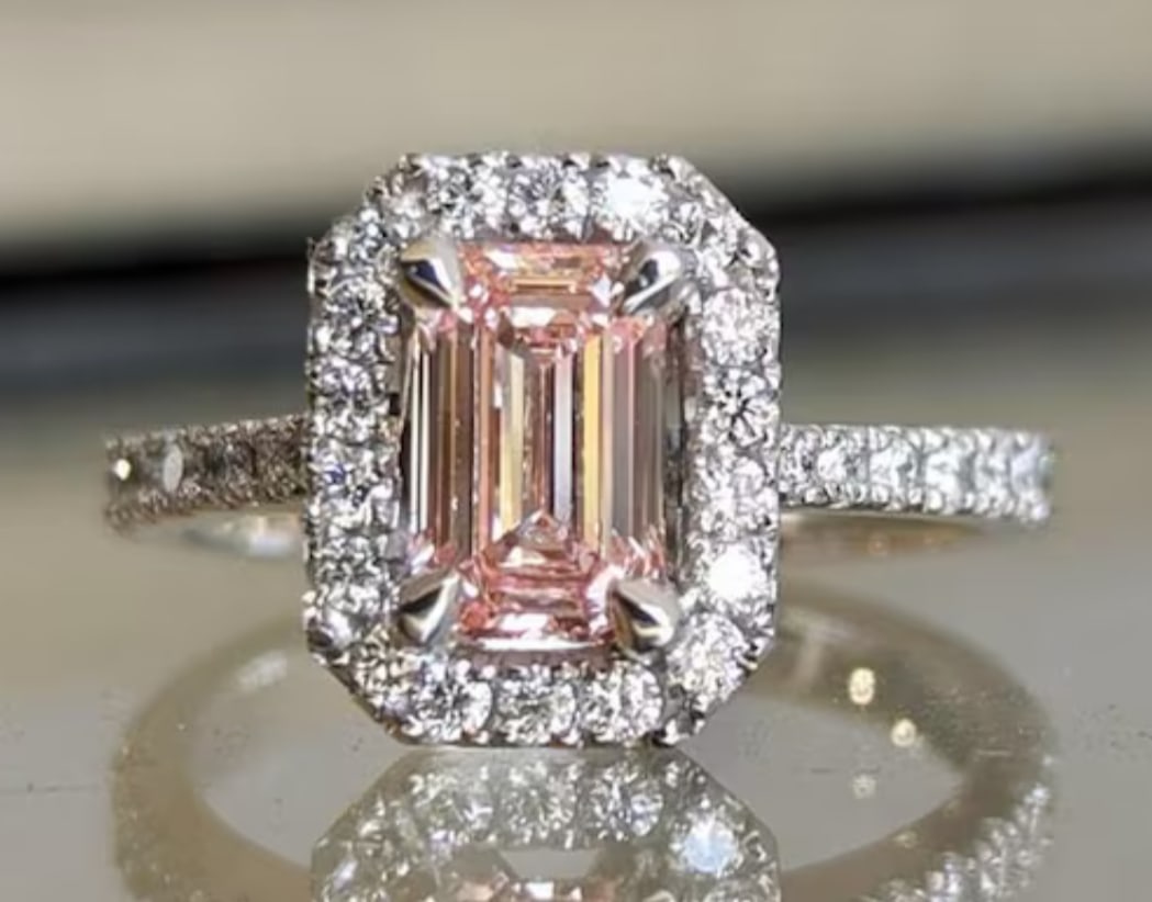Certified 2 Emerald Cut Lab Grown Diamond Pink VVS1 Engagement Ring 14KT Solid White Gold: Certified 2 Emerald Cut Lab Grown Diamond Pink VVS1 Engagement Ring 14KT Solid White Gold - Ring Szie 7 - Side stone 0.50 Ct Lab Grown Diamonds D vs1 - Round Cut