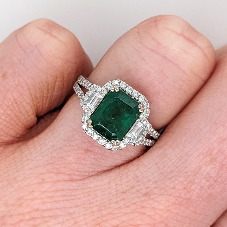 Certified 7.5 Ct - Emerald Cut Lab Grown Green Emearld & Lab Grown Diamond D VVS1 Engagement Ring: Certified 7.5 Ct - Emerald Cut Lab Grown Green Emearld & Lab Grown Diamond D VVS1 Engagement Ring 14KT Solid White Gold - Ring Size - Ring Size 6.5 - Side stone 0.70 Ct Lab Grown Diamonds D vs1 - Roun