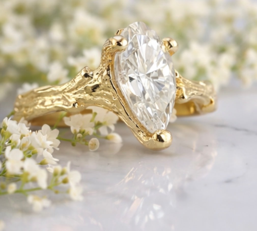 925 Sterling Silver 3.5 Ct Lab Diamond Vintage Ring Handmade Jewelry Trending Design: Certified 925 Sterling Silver 3.5 Ct Lab Diamond D VS1 Yellow Gold Finish - Vintage Ring Handmade Jewelry Trending Design - Ring Size: US 6| Free Shipping | Free Resizing Available