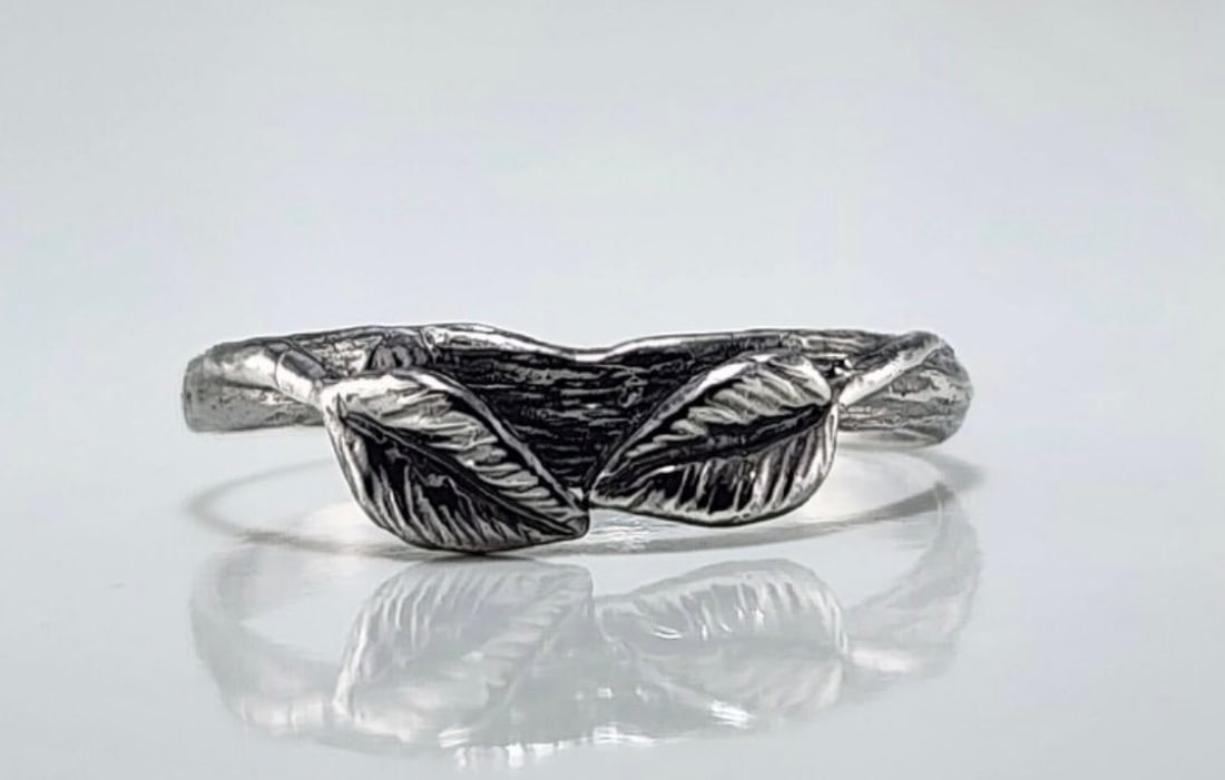 925 Sterling Silver Vintage Band Handmade Jewelry Trending Design: 925 Sterling Silver Vintage Band - Black Gold Finish Vintage Handmade Jewelry Trending Design - Ring Size: US 7| Free Shipping | Free Resizing Available