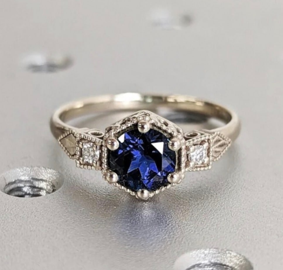 925 Sterling Silver 2 Ct Blue Sapphire Vintage Ring Handmade Jewelry Trending Design (1 of 5)