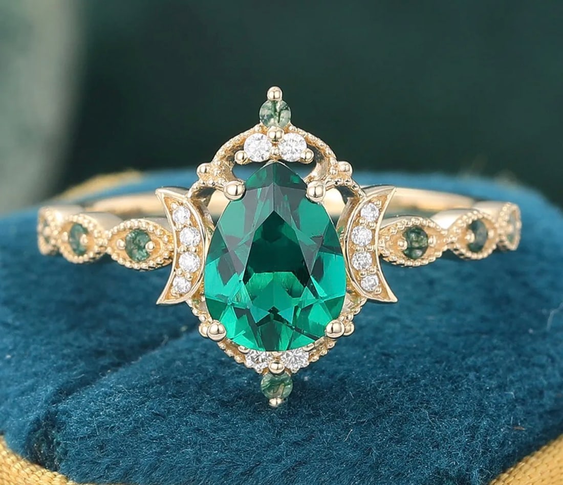 925 Sterling Silver 4.00 Ct Lab Emerald Vintage Ring Handmade Jewelry Trending Design: 925 Sterling Silver 4.00 Ct Lab Emerald Vintage Ring Handmade Jewelry Trending Design - Yellow Gold Finish - Ring Size US 7 - Free Shipping | Free Resizing Available