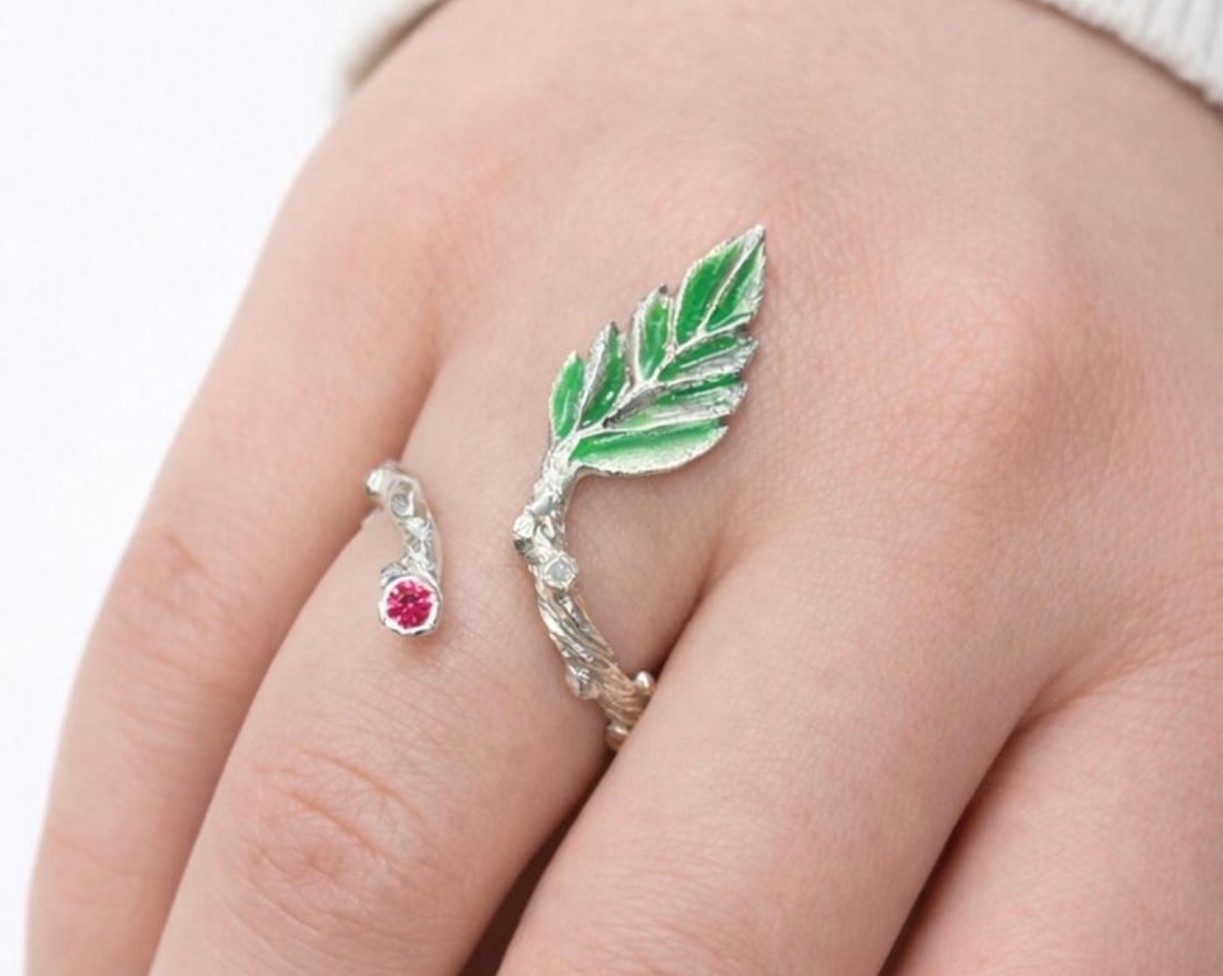 Handcrafted Vintage Sterling Silver Ruby Ring: Handcrafted Vintage Sterling Silver Ruby Ring - Ring Size US 6 - Free Shipping | Free Resizing Available