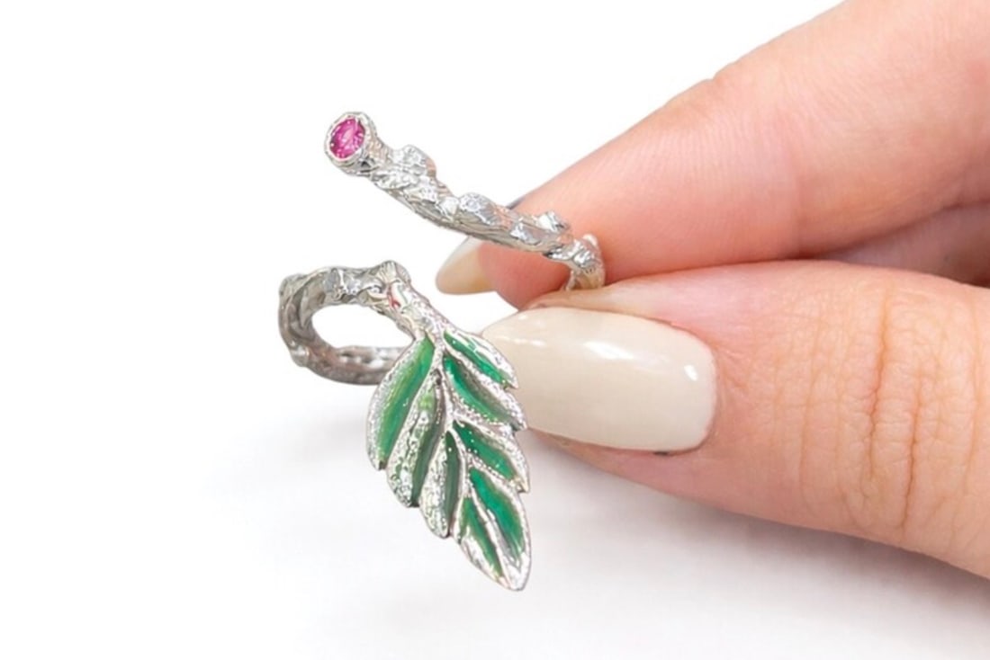 Handcrafted Vintage Sterling Silver Ruby Ring - 3