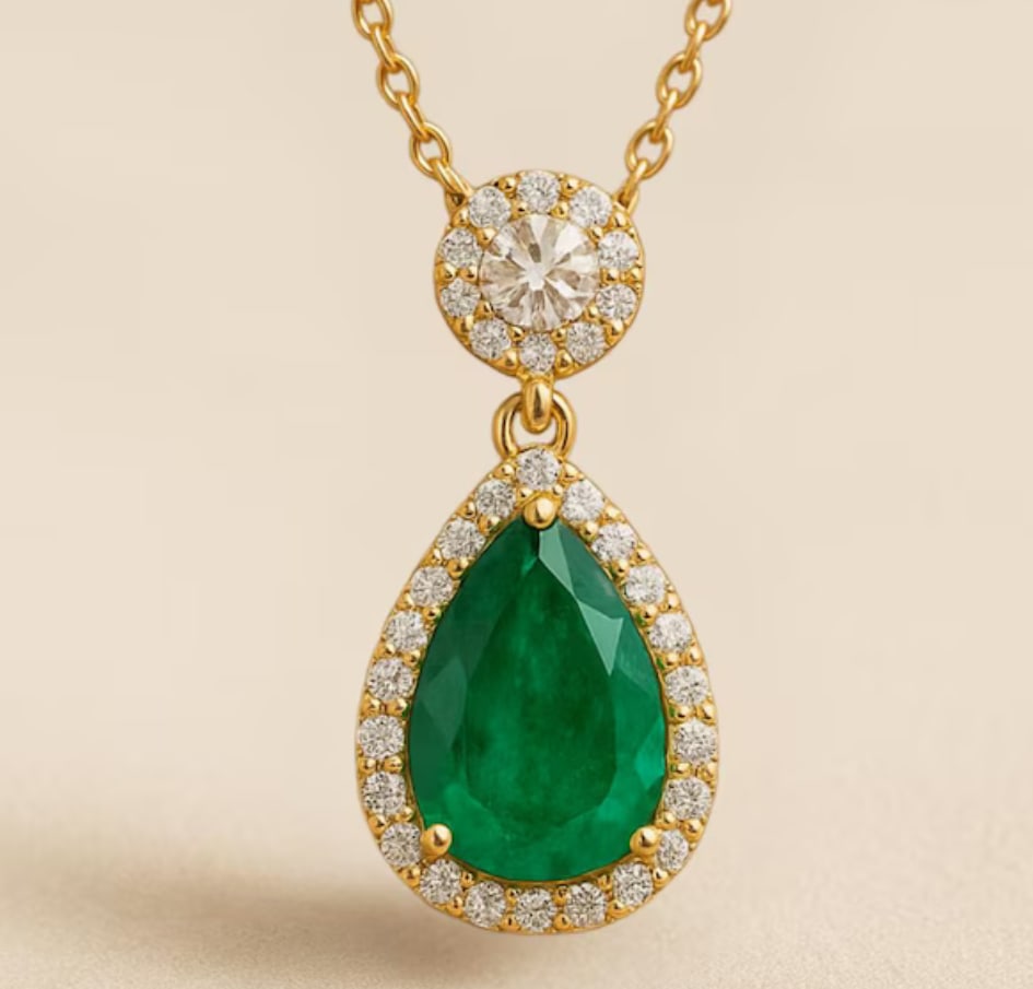 Certified 8 Carat Pear Cut E VVS1 Lab Grown Green Emerald Pendant 14KT Solid Yellow Gold: Certified 8 Carat Pear Cut E VVS1 Lab Grown Green Emerald Pendant 14KT Solid Yellow Gold - Side Stone is Lab Grown Diamonds 0.30 ct Vs1 E Color 0.90 CT