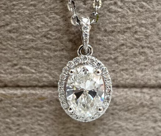 14KT Solid White Gold D VVS1 Oval Cut 2 Ct Lab Grown Diamond Pendant: 14KT Solid White Gold D VVS1 Oval Cut 2 Ct Lab Grown Diamond Pendant