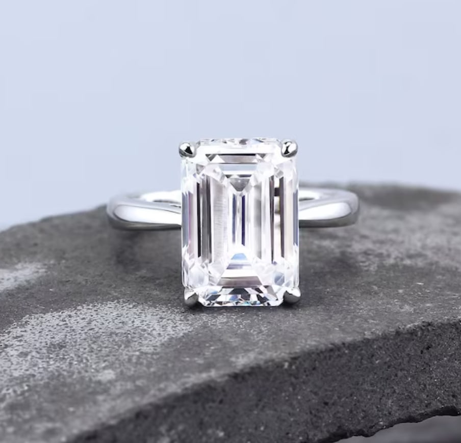 Certified 9.50 Carat Emerald Cut D VVS1 Lab Grown Diamond Engagement Ring 14KT Solid White Gold: Certified 9.50 Carat Emerald Cut D VVS1 Lab Grown Diamond Engagement Ring 14KT Solid White Gold - Ring Size US 7