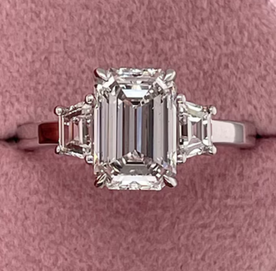 Certified 4 Carat Emerald Cut D VVS1 Lab Grown Diamond Engagement Ring 14KT Solid White Gold: Certified 4 Carat Emerald Cut D VVS1 Lab Grown Diamond Engagement Ring 14KT Solid White Gold - Ring Size US 7 - Side stone 0.50 Ct Lab Grown Diamonds D vs1 - Fancy Cut