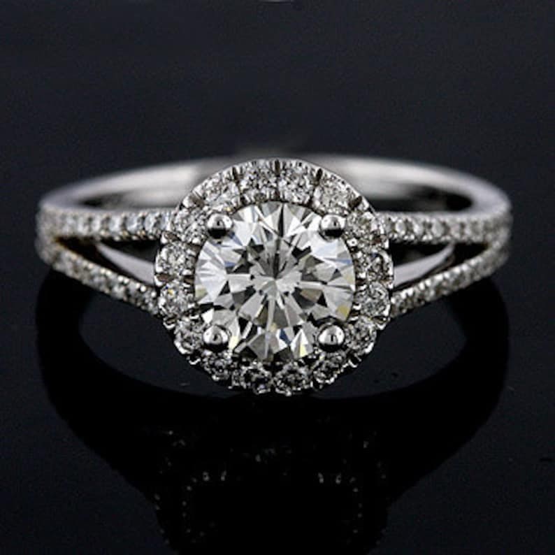 Certified 1.5 Carat Round Cut D VVS1 Lab Grown Diamond Engagement Ring 14KT Solid White Gold: Certified 1.5 Carat Round Cut D VVS1 Lab Grown Diamond Engagement Ring 14KT Solid White Gold - Ring Size US 6- Side stone 0.60 Ct Lab Grown Diamonds D vs1 - Round Cut