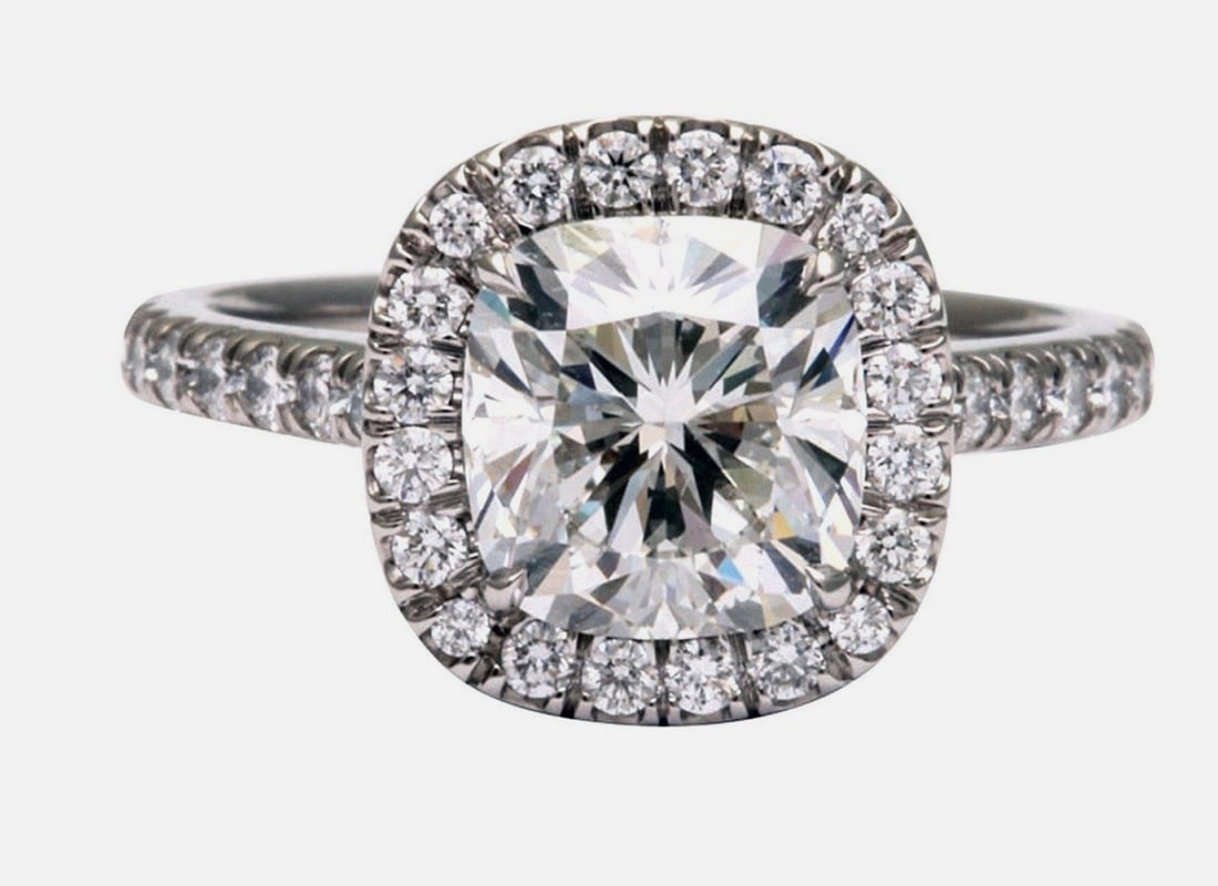 Certified 2.50 Carat Cushion Cut D VVS1 Lab Grown Diamond Engagement Ring 14KT Solid White Gold: Certified 2.50 Carat Cushion Cut D VVS1 Lab Grown Diamond Engagement Ring 14KT Solid White Gold - Ring Size US 7- Side stone 0.50 Ct Lab Grown Diamonds D vs1 - Round