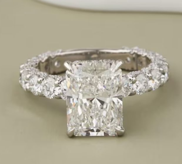 Certified 5 Carat - Radiant Cut Lab Grown Diamond D VVS1 Engagement Ring 14KT Solid White Gold: Certified 5 Carat - Radiant Cut Lab Grown Diamond D VVS1 Engagement Ring 14KT Solid White Gold - Ring Size US 7 - Side stone 1.90 Ct Lab Grown Diamonds D vs1 - Round Cut