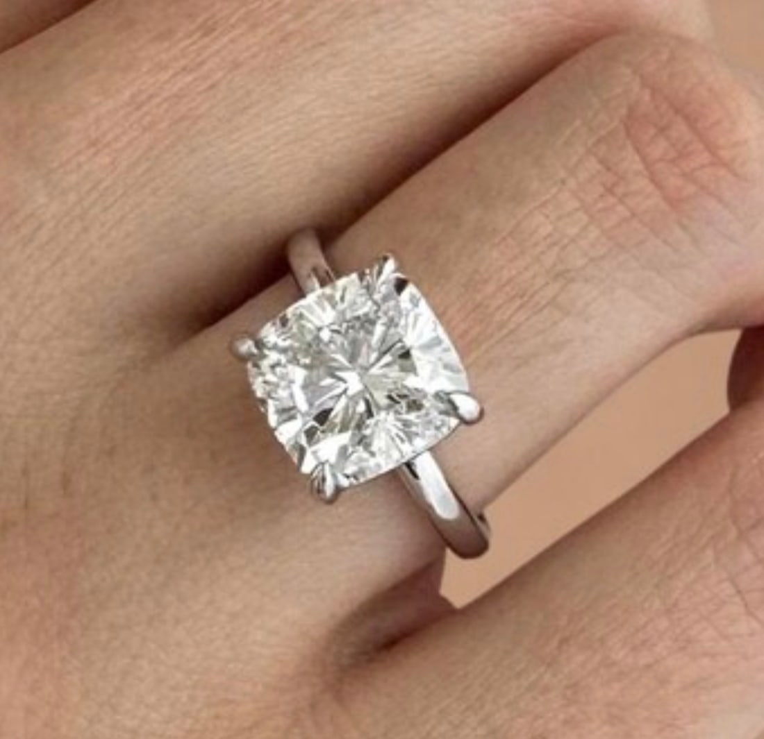 Certified 2.50 Carat Cushion Cut D VVS1 Lab Grown Diamond Engagement Ring 14KT Solid White Gold: Certified 2.50 Carat Cushion Cut D VVS1 Lab Grown Diamond Engagement Ring 14KT Solid White Gold - Excellent Luster- Ring Size US- 6.5 - Ring Resize Available free of Cost - And Free Shipping
