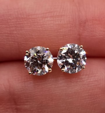 Certified 4 Carat Round Cut D VVS1 Lab Grown Diamond Earrings 14KT Solid White Gold: Certified 4 Carat Round Cut D VVS1 Lab Grown Diamond Earrings 14KT Solid White Gold