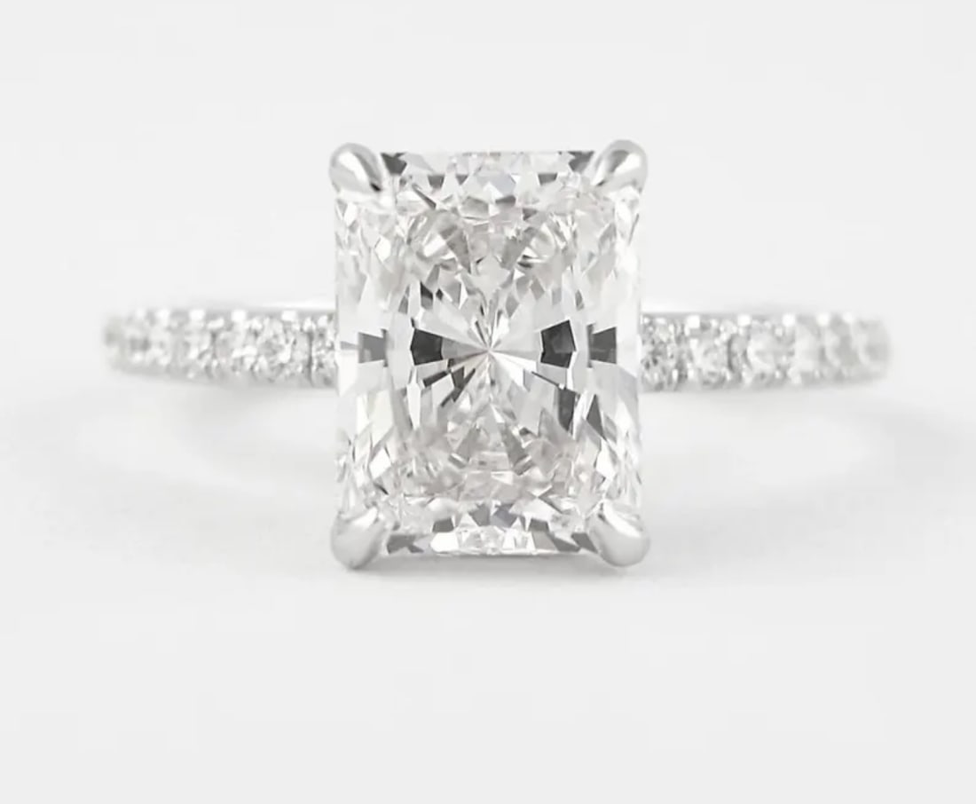 Certified 4.50 Carat Radiant Cut D VVS1 Lab Grown Diamond Engagement Ring 14KT Solid White Gold: Certified 4.50 Carat Radiant Cut D VVS1 Lab Grown Diamond Engagement Ring 14KT Solid White Gold - Ring Size US -7 Side stone 0.50 Ct Lab Grown Diamonds Round VS1 E Color