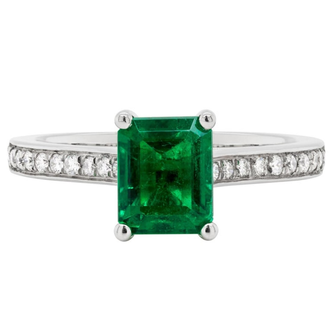 Certified 4 Carat Emerald Cut Lab Grown Green Emerald Engagement Ring 14KT Solid White Gold: Certified 4 Carat Emerald Cut Lab Grown Green Emerald Engagement Ring 14KT Solid White Gold - Ring Size US 6 Side stone 0.40 Ct Lab Grown Diamonds Round VS1 E Color