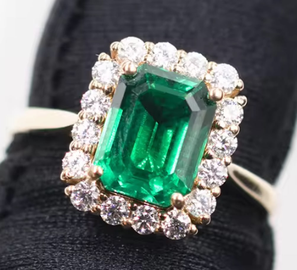 Certified 6 Carat Emerald Cut Lab Grown Green Emerald Engagement Ring 14KT Solid Yellow Gold: Certified 6 Carat Emerald Cut Lab Grown Green Emerald Engagement Ring 14KT Solid Yellow Gold - Ring Size US 6.5 Side stone 0.40 Ct Lab Grown Diamonds D vs1 Round Cut