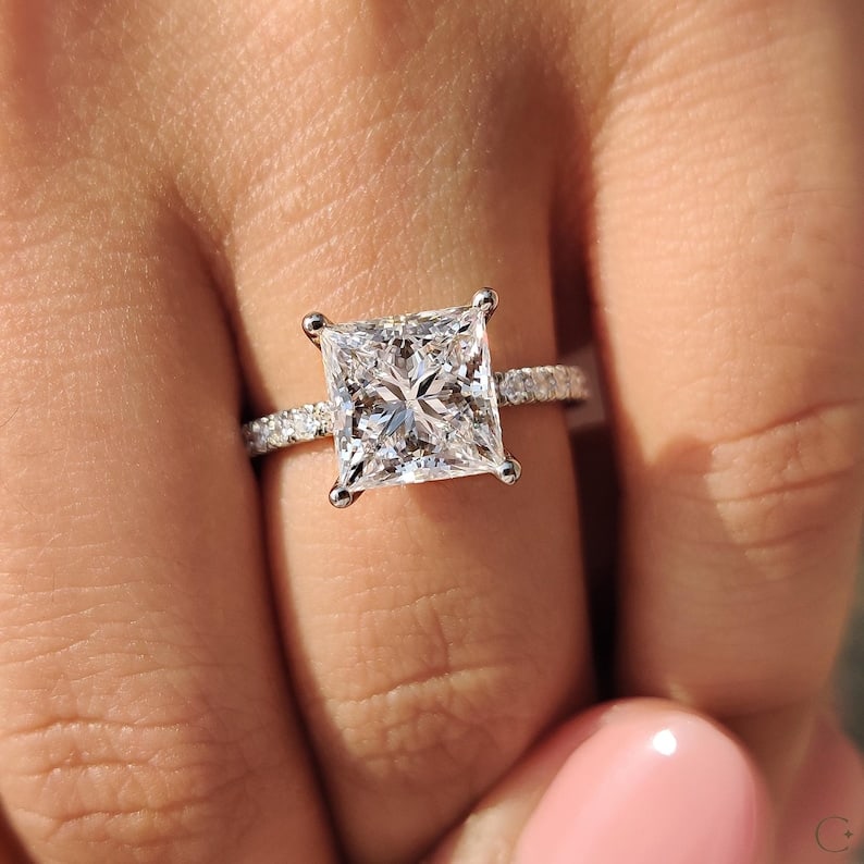 Certified 3.00 Carat Princess Cut D VVS1 Lab Grown Diamond Engagement Ring 14KT Solid White Gold: Certified 3.00 Carat Princess Cut D VVS1 Lab Grown Diamond Engagement Ring 14KT Solid White Gold - Ring Size - US -6 Side stone 0.45 Ct Lab Grown Diamonds D vs1 - Round Cut